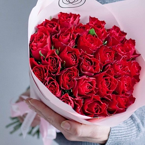 25 красных роз (Кения) 40 см Standart