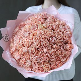 Букет из 101 нежно-розовой розы 35-40 см (Россия)
