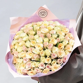Букет из 101 розы 30 см нежный микс (Кения)