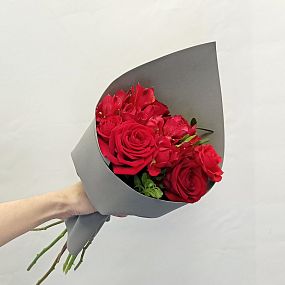Букет с розами Пламя