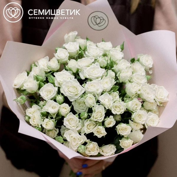 Букет из 15 белых кустовых роз 40 см (Кения)
