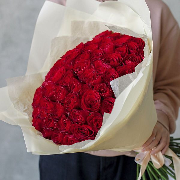 Букет из 61 красной розы (Кения) 40СМ
