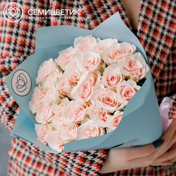 Букет из 25 нежно-розовых роз 35-40 см (Кения)