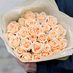 25 кремовых роз (Россия) 40 см Пич Аваланш